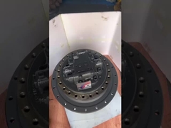 PC300-8 여행 모터